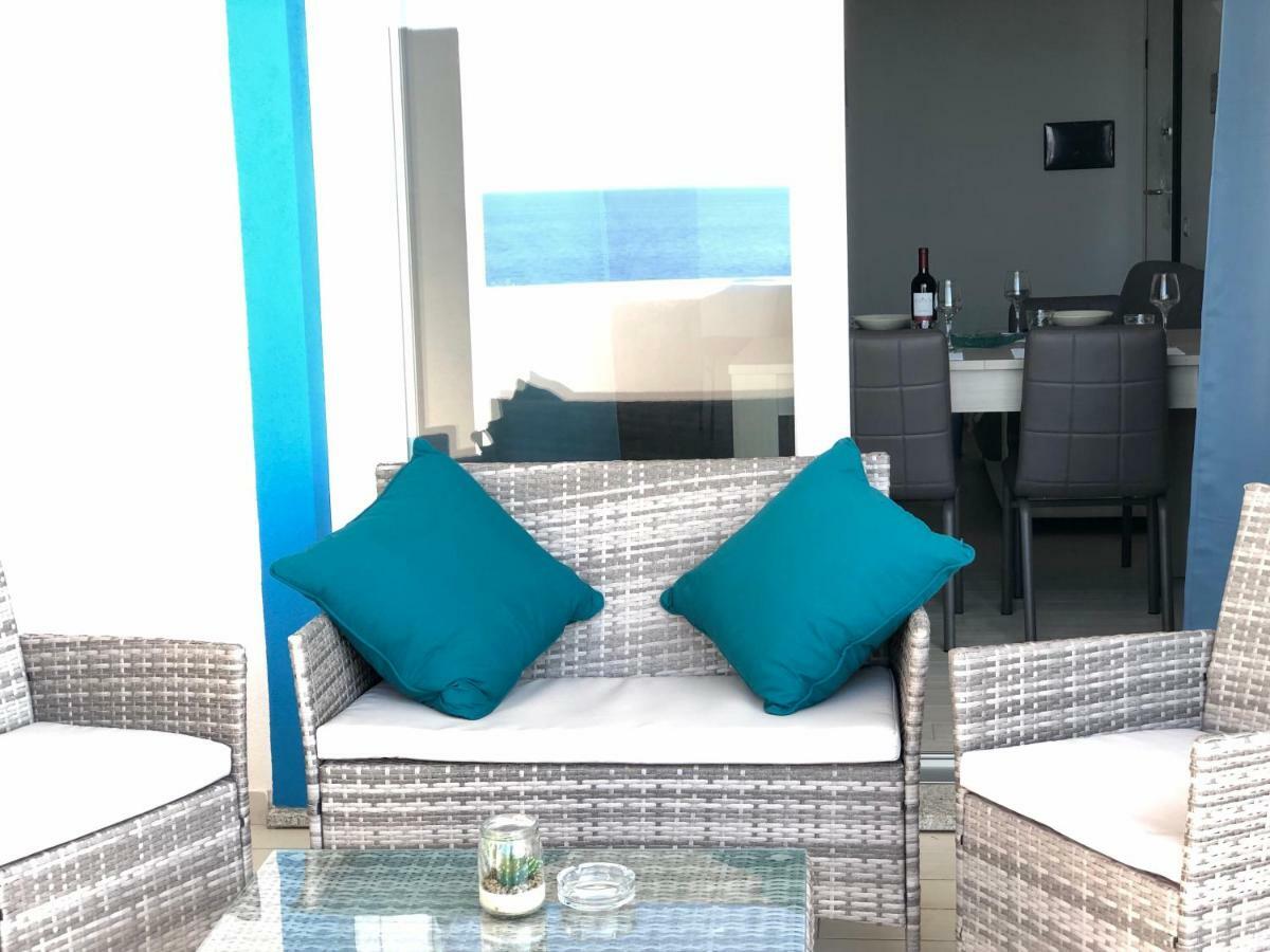 Apartment Tramonto sea-front Valledoria  Esterno foto